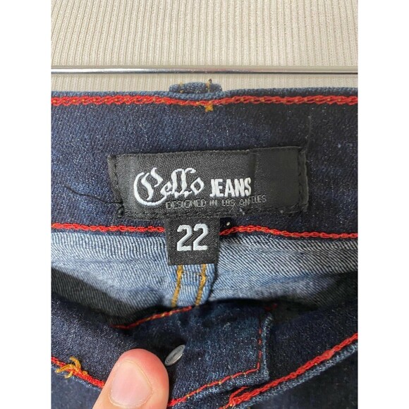 Cello Women’s Jean's Dark Wash 5 Pocket Design Denim Blue Size 22 X 31 - Picture 4 of 5